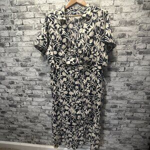 EUC Old Navy Floral Maxi Dress Size 3X
